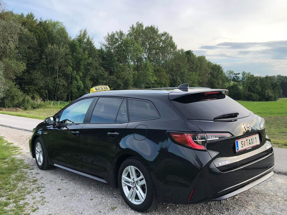 Das neue Taxi von Gudrun Winklhofer ein Suzuki Swace